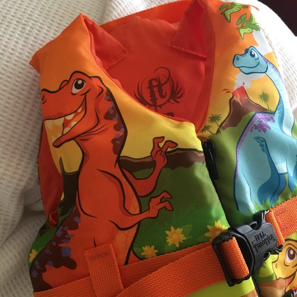 Child's Life Vest #2 - Picture 3 of 9